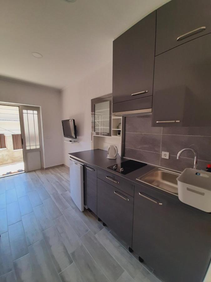 Apartment Luna Trogir Luaran gambar